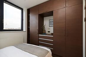 The Wembley Hideaway - Bright 2bdr Flat