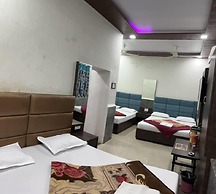 Hotel Mansarovar