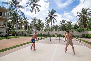 Coconuts Beach House