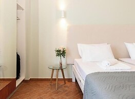 Room in Guest Room - Girogiali Beach Hotel