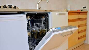 Homely Flat for 5 in a Green Area in Bibione