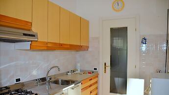 Homely Flat for 5 in a Green Area in Bibione