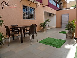 MH SERVICES RESIDENCE