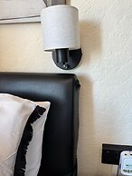The Singlecote Hotel