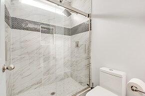 Spacious Atlanta Home w/ Deck < 5 Mi to Downtown!