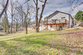 Spacious Atlanta Home w/ Deck < 5 Mi to Downtown!