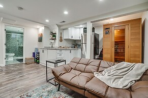 Chic Minneapolis Apt - 6 Blocks to Lake Nokomis!