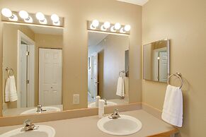 First-floor Big Sky Condo With Hot Tub!