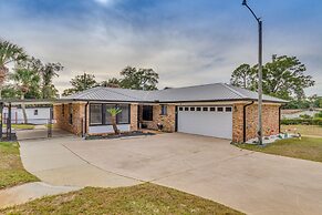 Pensacola Home w/ Screened Porch: 10 Mi to Beach!