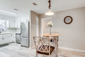 Pensacola Home w/ Screened Porch: 10 Mi to Beach!