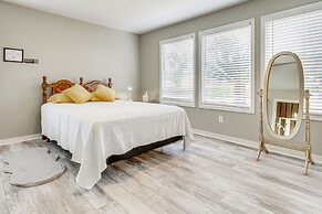 Pensacola Home w/ Screened Porch: 10 Mi to Beach!