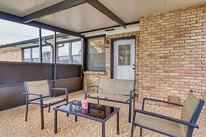 Pensacola Home w/ Screened Porch: 10 Mi to Beach!