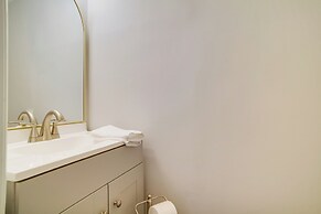 Beachfront Saint Helena Island Condo w/ Amenities!