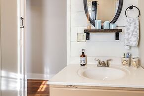 Cozy Shelbyville Home Near Hiking & Distilleries!