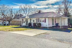 Cozy Shelbyville Home Near Hiking & Distilleries!