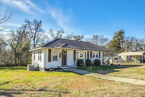 Cozy Shelbyville Home Near Hiking & Distilleries!