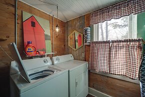 Mtn Cottage w/ Fire Pit in Newland!