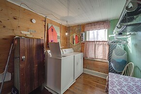 Mtn Cottage w/ Fire Pit in Newland!