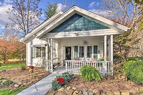 Mtn Cottage w/ Fire Pit in Newland!