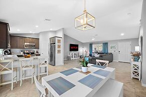 Englewood Vacation Rental w/ Private Heated Pool!