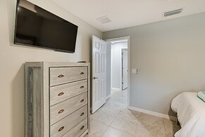 Englewood Vacation Rental w/ Private Heated Pool!