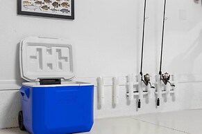 Englewood Vacation Rental w/ Private Heated Pool!