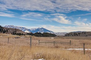 Yellowstone Cabin Getaway Near National Park
