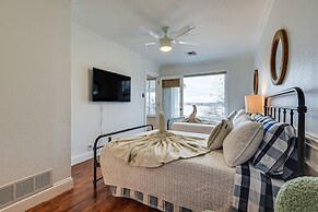 Gorgeous Granbury Lake Getaway w/ Pool & Dock!