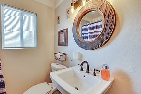 5 Mi to Dtwn: Pet-friendly Phoenix Gem w/ Patio