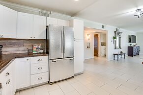 5 Mi to Dtwn: Pet-friendly Phoenix Gem w/ Patio