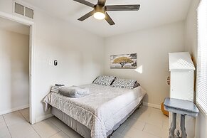 5 Mi to Dtwn: Pet-friendly Phoenix Gem w/ Patio