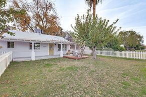5 Mi to Dtwn: Pet-friendly Phoenix Gem w/ Patio