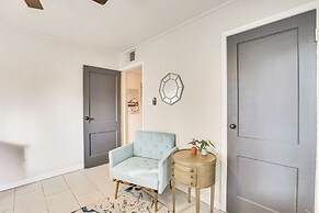 5 Mi to Dtwn: Pet-friendly Phoenix Gem w/ Patio
