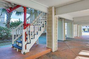 Walk to Ocean: 'beachwalk Bungalow' w/ Pool Access