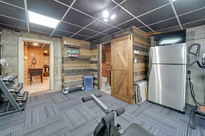 Beckley Studio w/ Private Hot Tub & Home Gym!