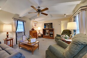 Quaint Lakemont Retreat: 1 Mi to Seneca Lake!