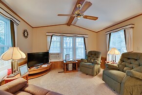 Cozy Lakemont Getaway, 11 Mi to Watkins Glen!