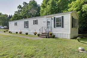 Cozy Lakemont Getaway, 11 Mi to Watkins Glen!
