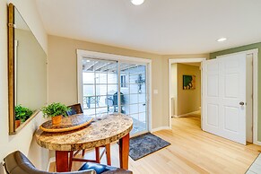 East Wenatchee Home ~ 2 Mi to Columbia River!