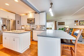 East Wenatchee Home ~ 2 Mi to Columbia River!