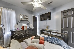 North Carolina Abode w/ Fire Pit, Near Theme Parks