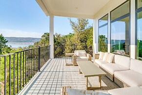 Walk to Beach: Farmhouse w/ Lake Travis Views!