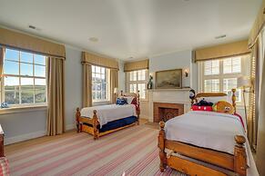 Elegant Paris Manor w/ Private Pool!