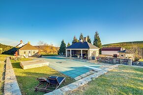 Elegant Paris Manor w/ Private Pool!
