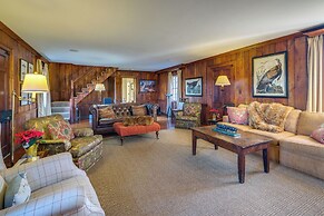 Elegant Paris Manor w/ Private Pool!