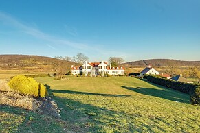Elegant Paris Manor w/ Private Pool!