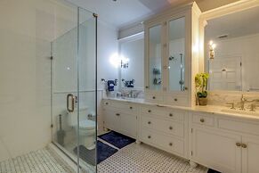 Elegant Paris Manor w/ Private Pool!