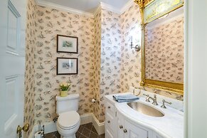 Elegant Paris Manor w/ Private Pool!