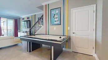 4323sl-storey Lake Resort 5 Bedroom Townhouse by RedAwning