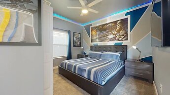 4323sl-storey Lake Resort 5 Bedroom Townhouse by RedAwning